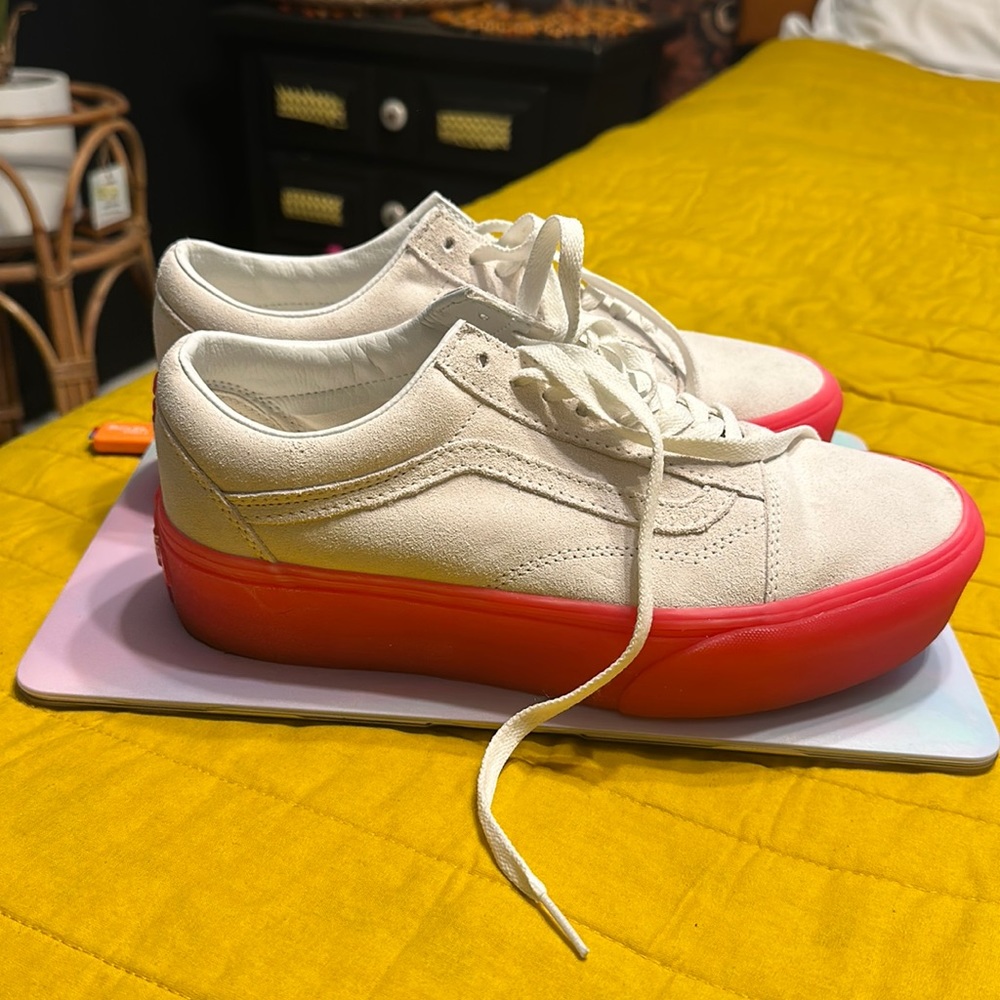 Platform vans